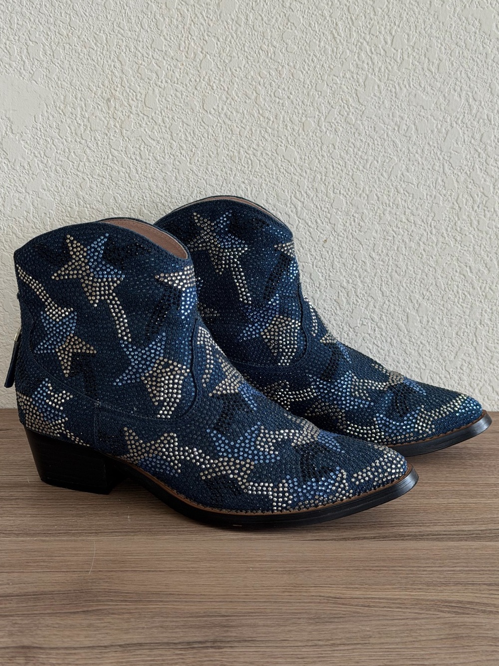 Lola Cruz Blue Star Crystal Embellished Western Ankle Boots Statement Booties 38 - Picture 6 of 14